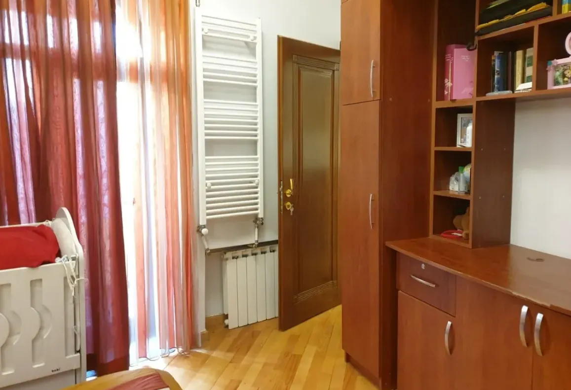 5 bedroom apartment for sale Shahsuvaryan St, Arabkir Yerevan, 160647