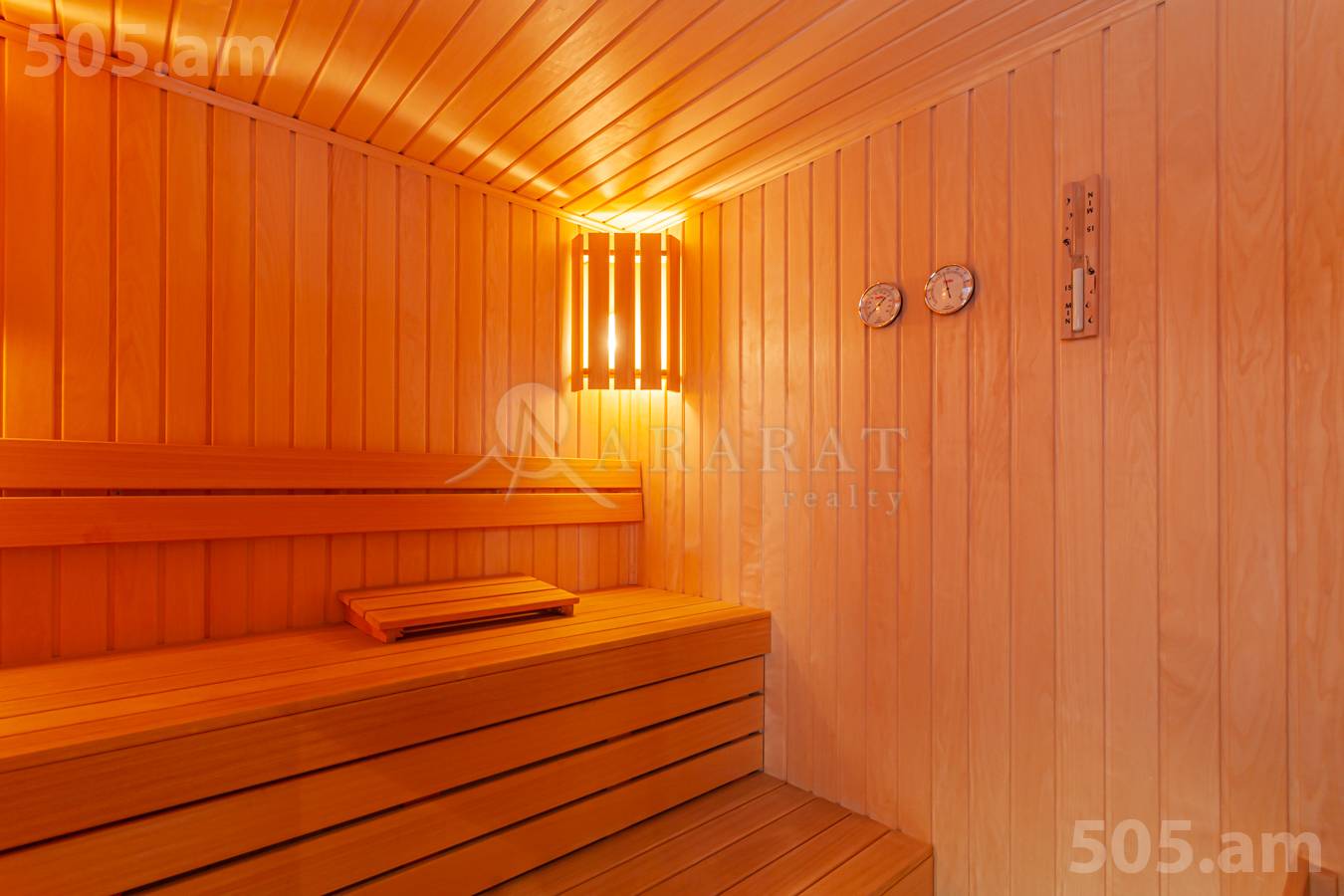 5 bedroom apartment for sale Amiryan St, Center Yerevan, 150344