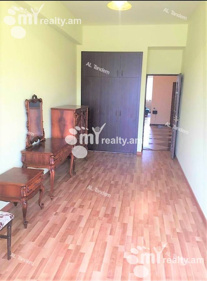 3 սենյականոց բնակարան  Ա.Մանուկյան փող, Կենտրոն Երևան, 122512