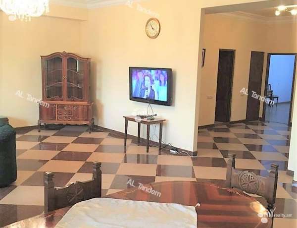 3-senyakanoc-bnakaran-vacharq-Yerevan-Center