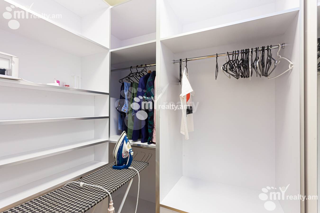 4 bedroom apartment for rent Vardanants St, Center Yerevan, 144857