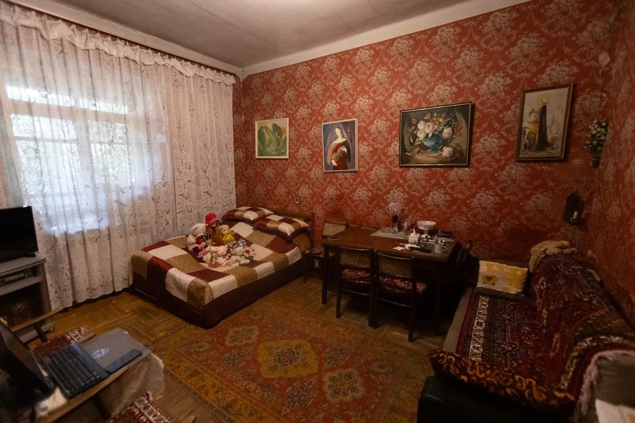 1 bedroom apartment for sale خیابان ماییسیان, مرکز شهر ایروان, 158418