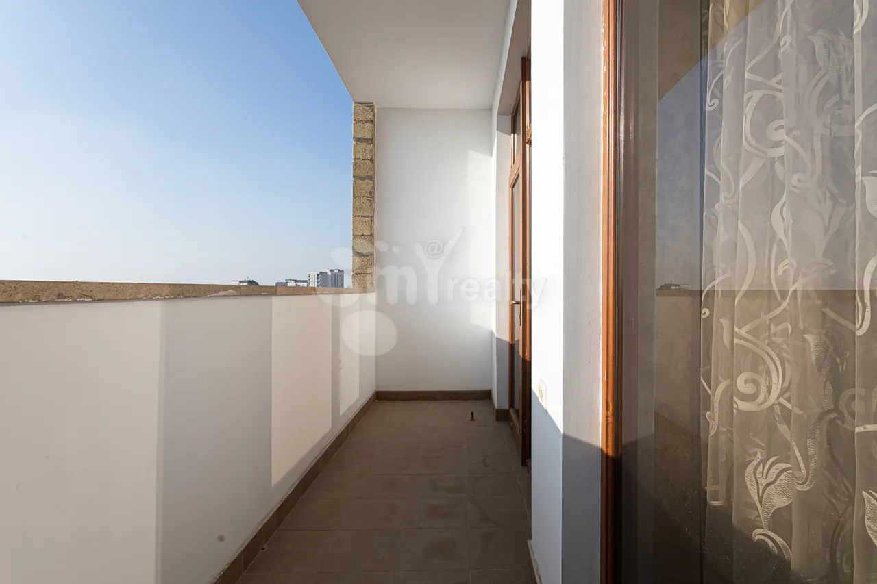 4 bedroom apartment for rent Baghramyan av(Arabkir), Arabkir Yerevan, 158372