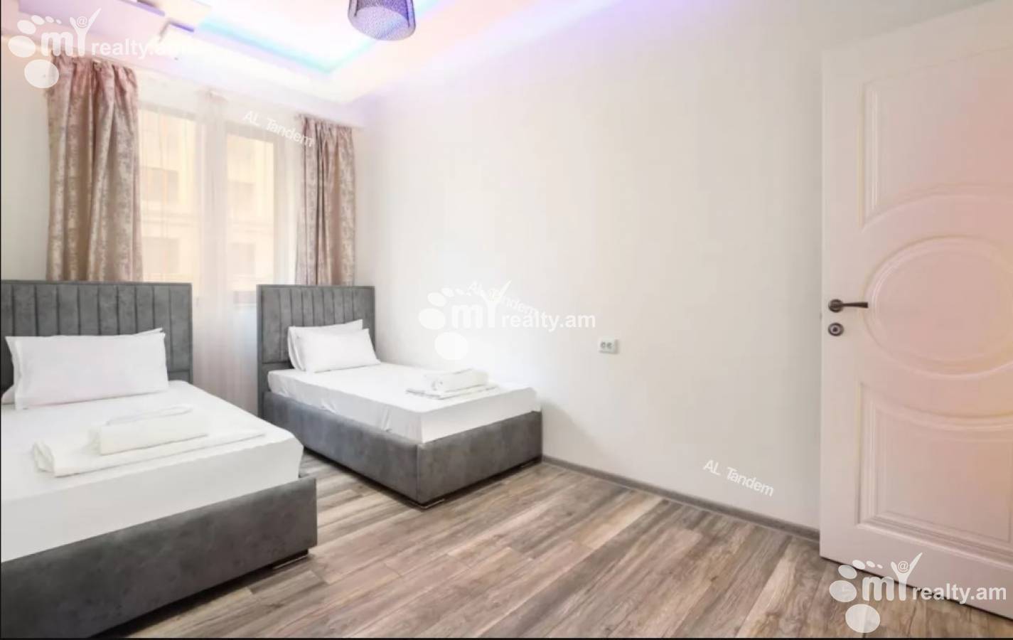 3 bedroom apartment for rent Amiryan St, Center Yerevan, 128193