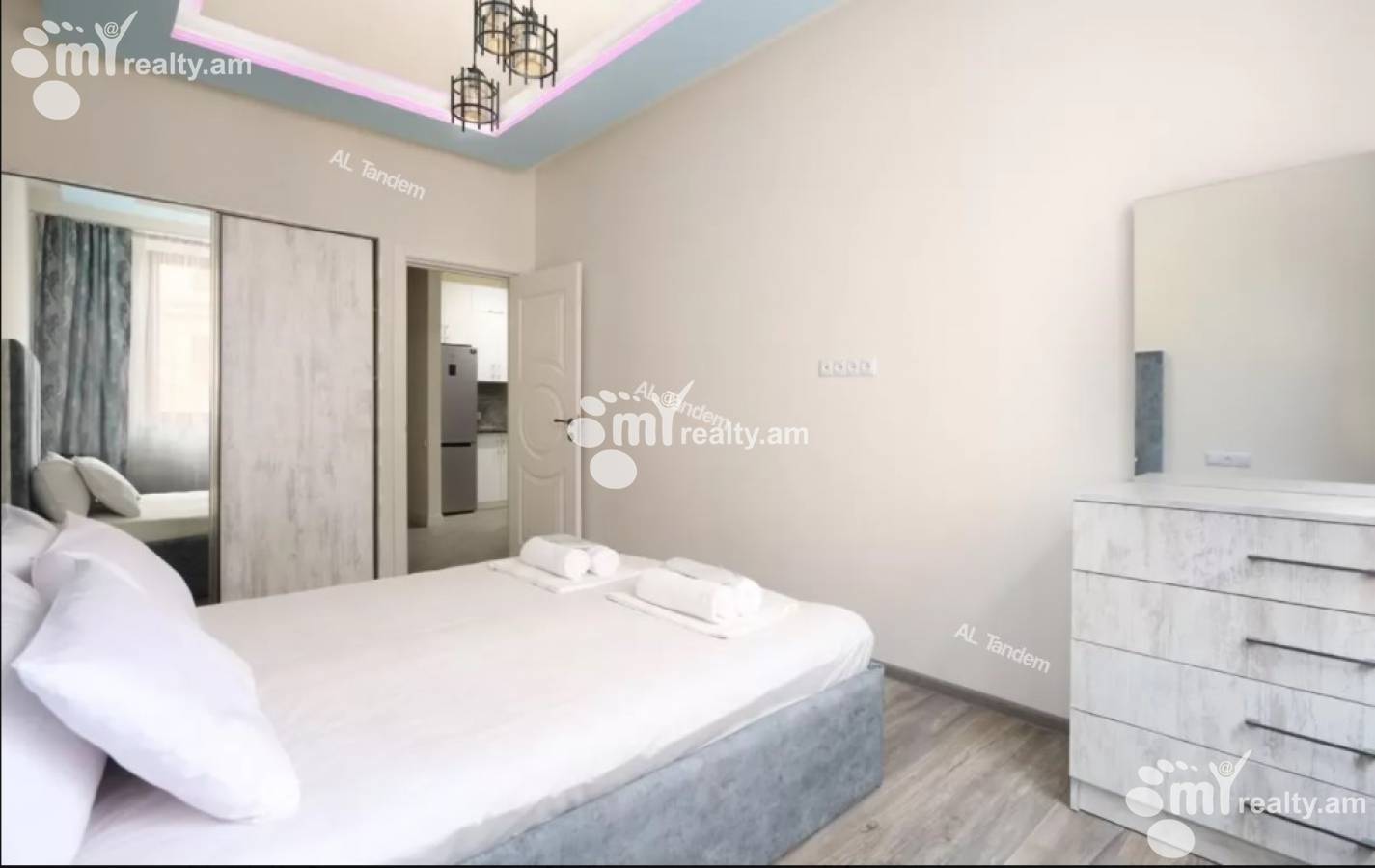 3 bedroom apartment for rent Amiryan St, Center Yerevan, 128193