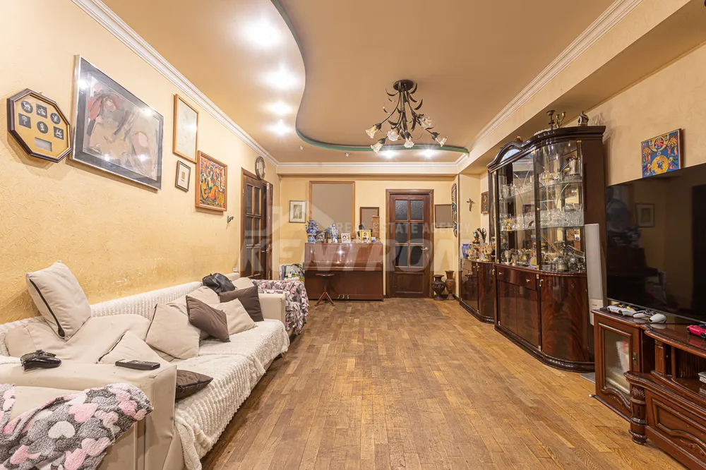 bnakaran/3-senyakanoc/Israelyan+St/Center/Yerevan