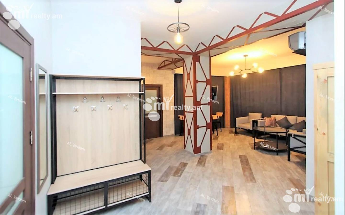 3 սենյականոց բնակարան վարձով Ծիծեռնակաբերդի խճուղի, Կենտրոն Երևան, 124812