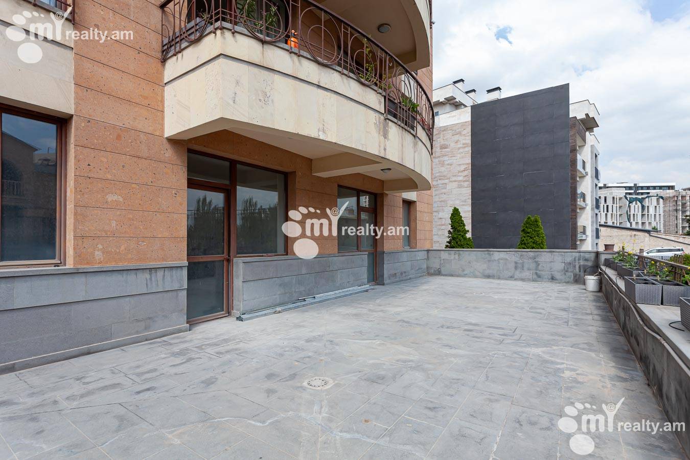 4 սենյականոց բնակարան  Անտառային փող, Կենտրոն Երևան, 154977