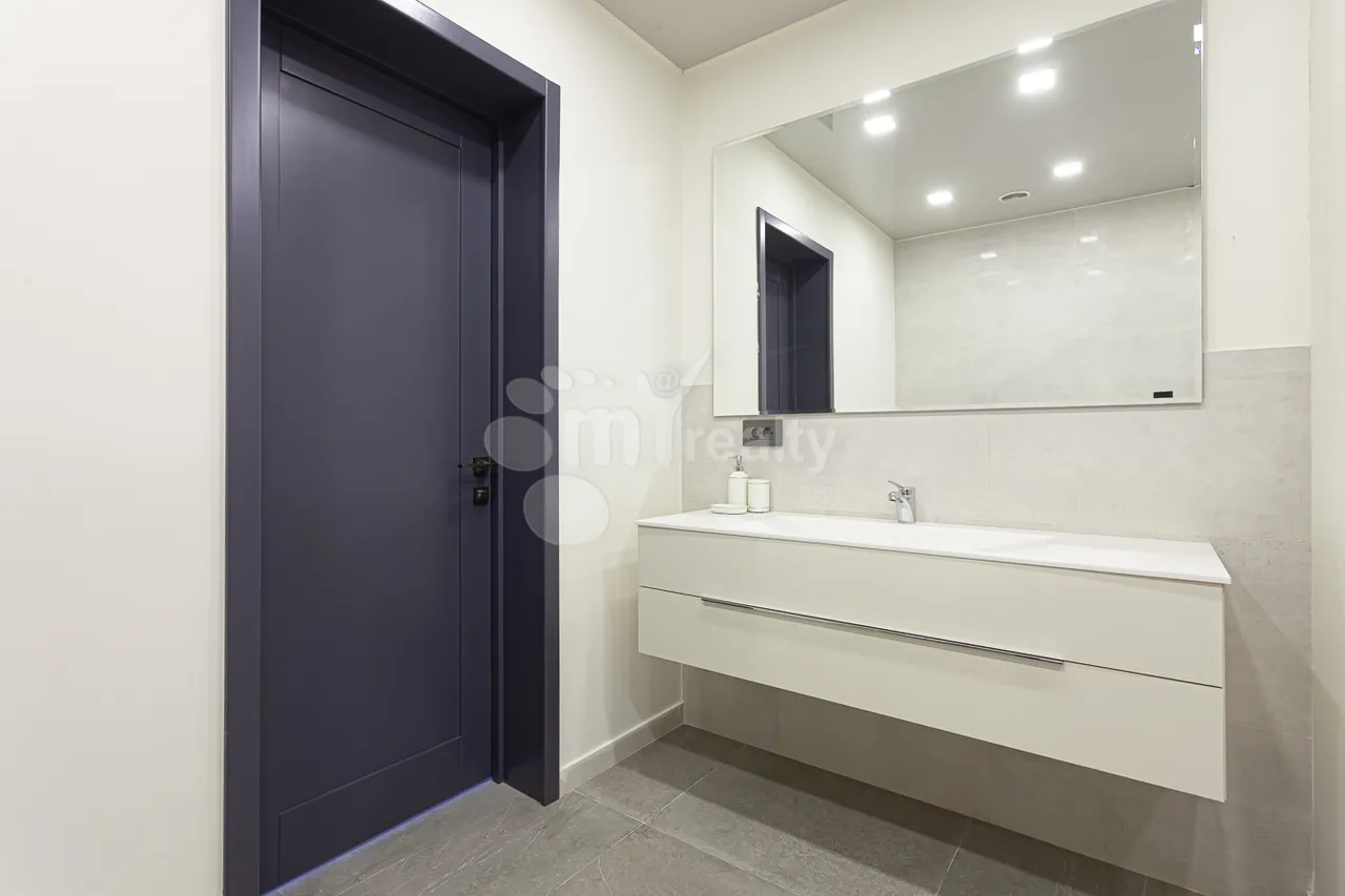 3 bedroom apartment for sale Komitas Ave, Arabkir Yerevan, 160803