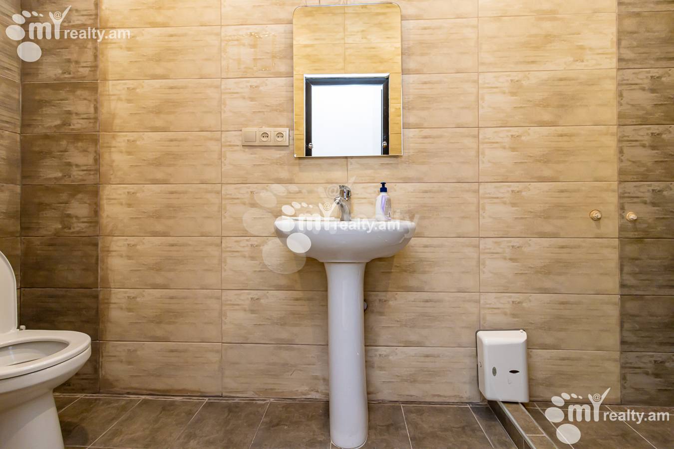 Снять коммерческoе помещение Рига ул, Арабкир Ереван, 149021