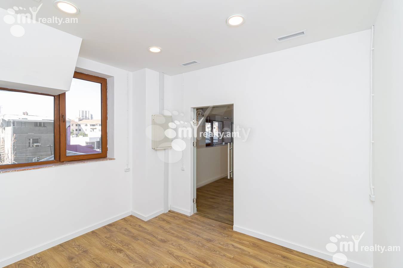 Կոմերցիոն տարածք վարձով Սայաթ-Նովայի պող, Կենտրոն Երևան, 150418