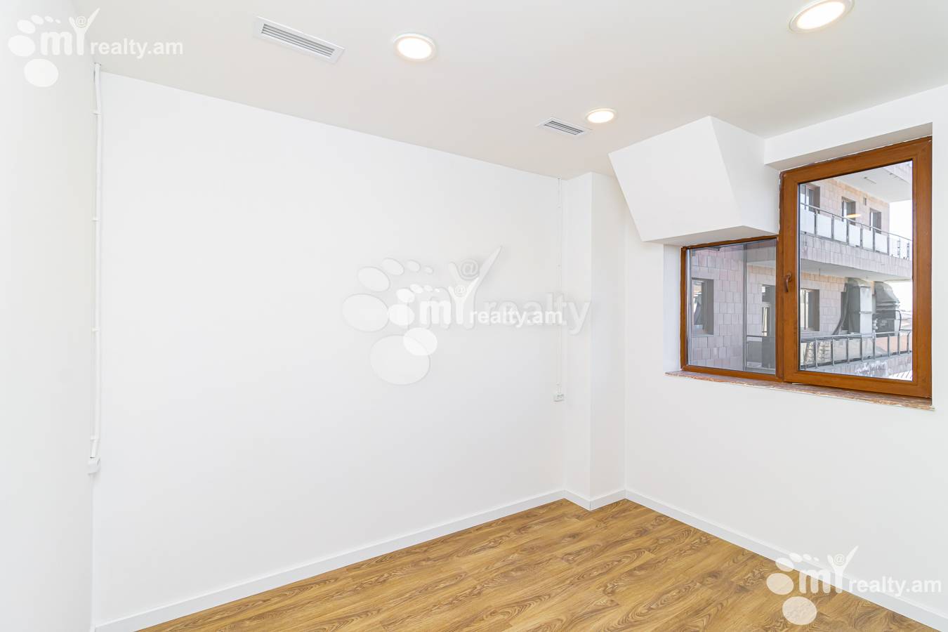 Կոմերցիոն տարածք վարձով Սայաթ-Նովայի պող, Կենտրոն Երևան, 150418