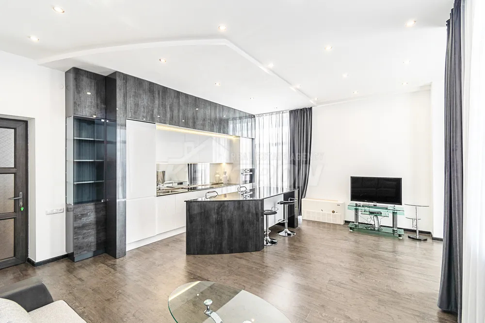 4-bedroom/apartment-for-rent-in-new-construction/Aram+St/Center/Yerevan