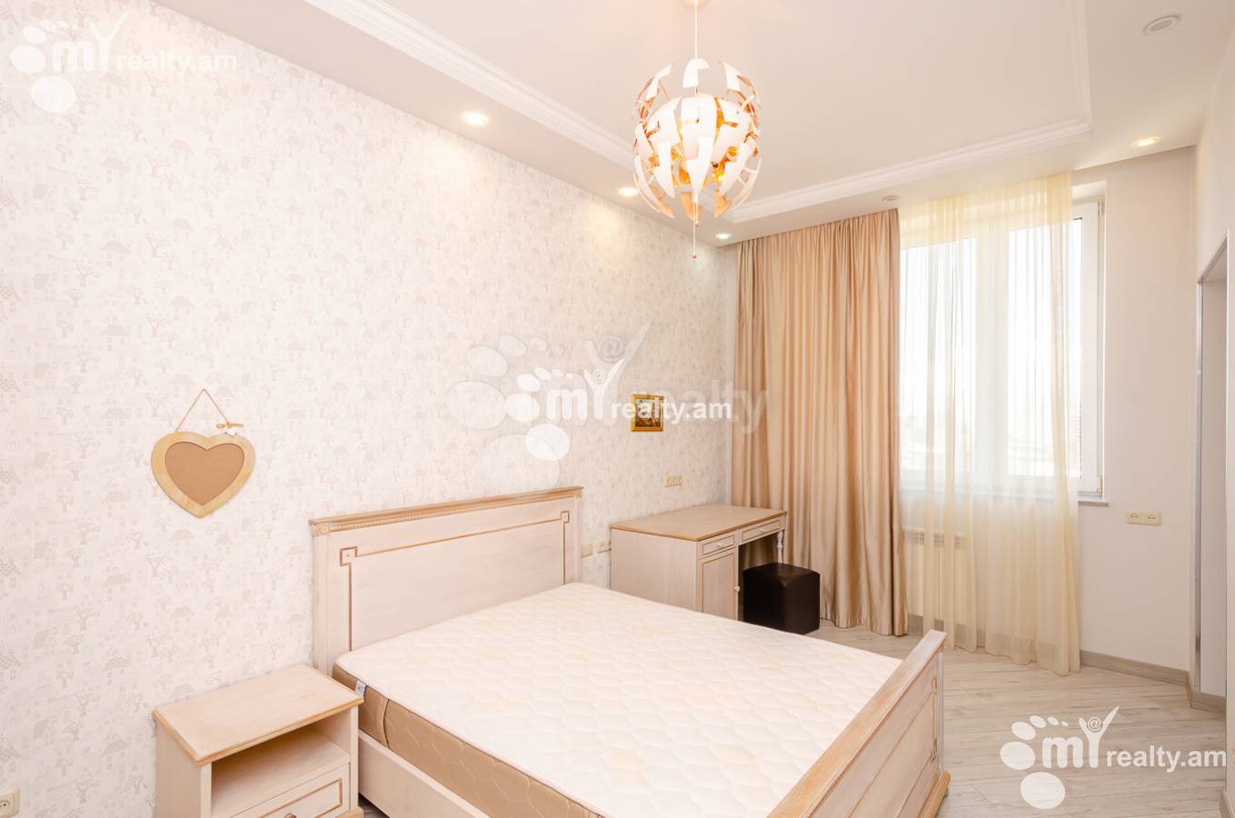 4 bedroom apartment for sale N. Zaryan St, Arabkir Yerevan, 152096