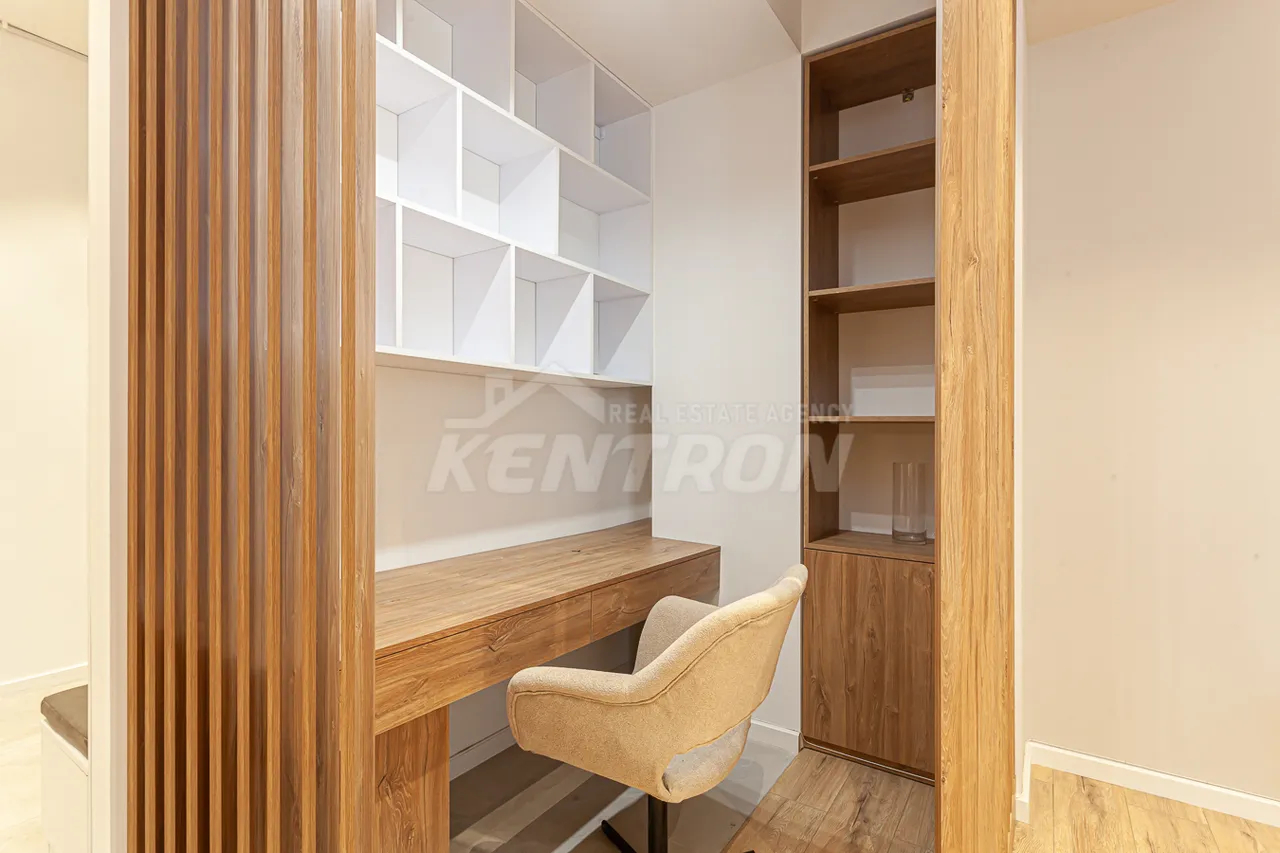 3 bedroom apartment for sale خیابان پارونیان, مرکز شهر ایروان, 157374