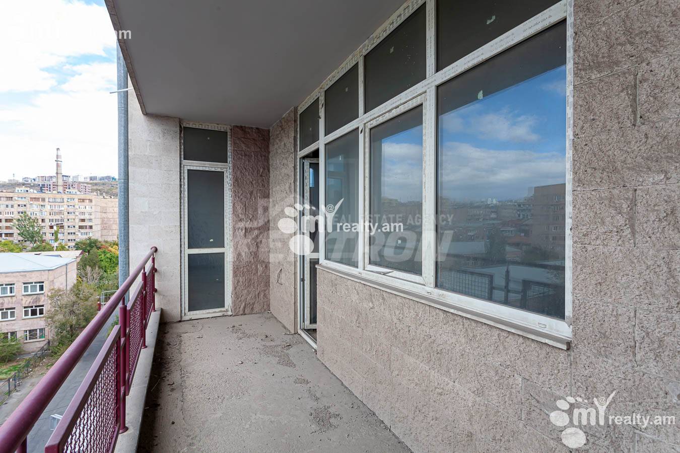 Купить 3 комнатную квартиру Ростом ул, Центр Ереван, 153929