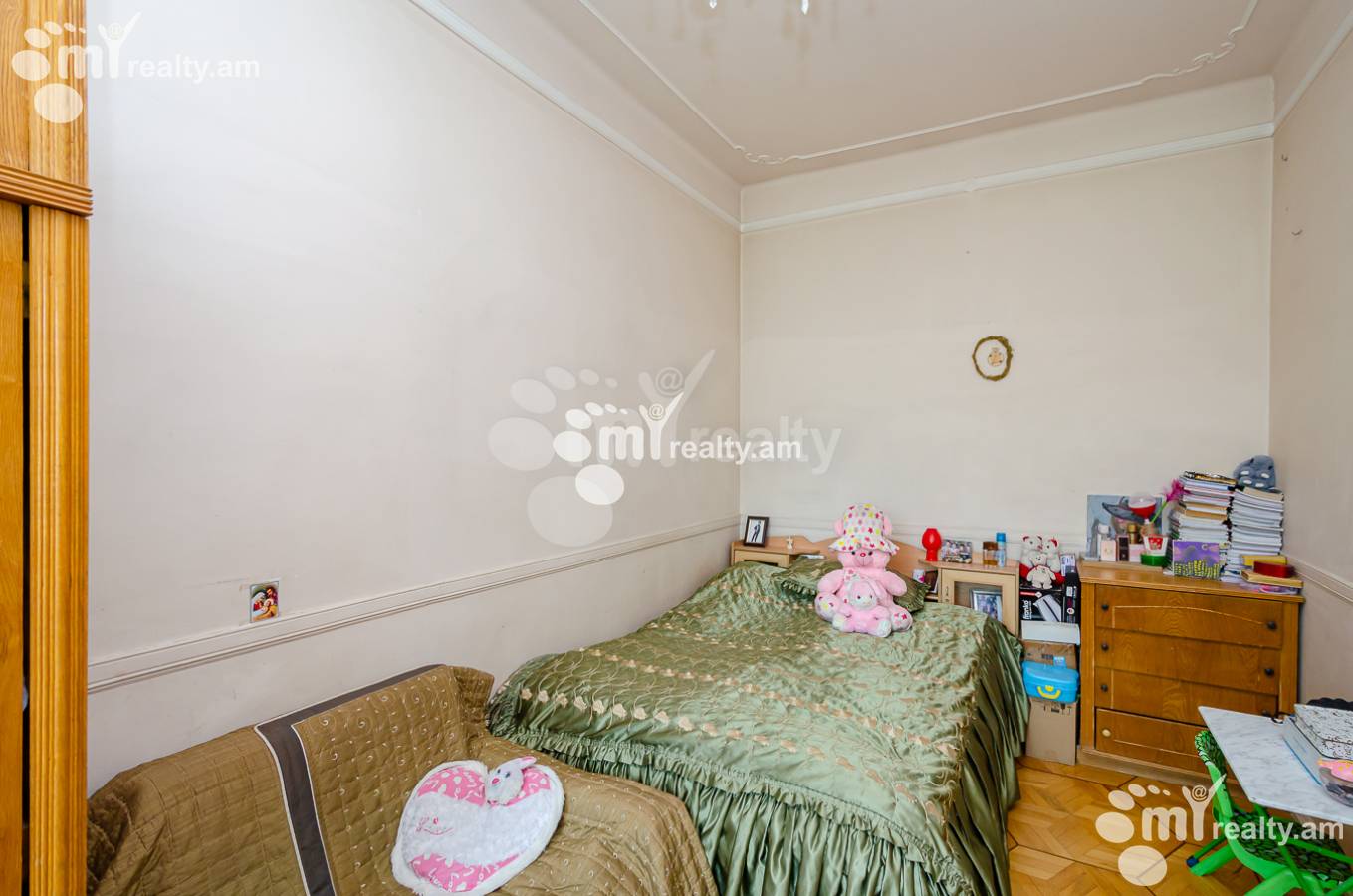 3 սենյականոց բնակարան  Չարենցի փող, Կենտրոն Երևան, 152402