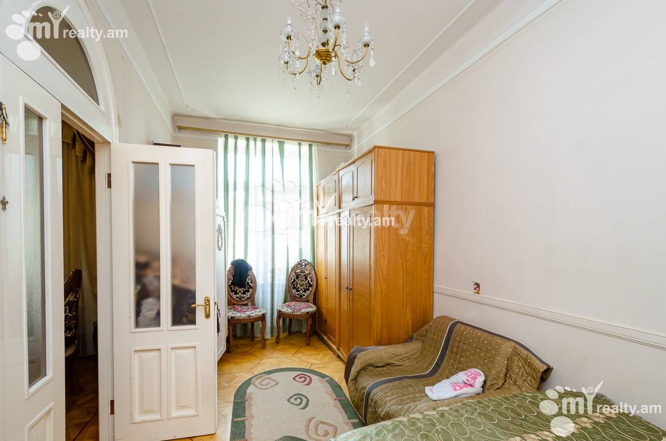 3 սենյականոց բնակարան  Չարենցի փող, Կենտրոն Երևան, 152402