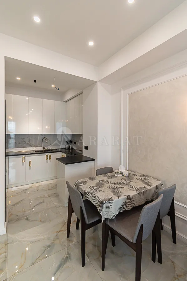 2 սենյականոց բնակարան վարձով Ռոստոմի փող, Կենտրոն Երևան, 159073