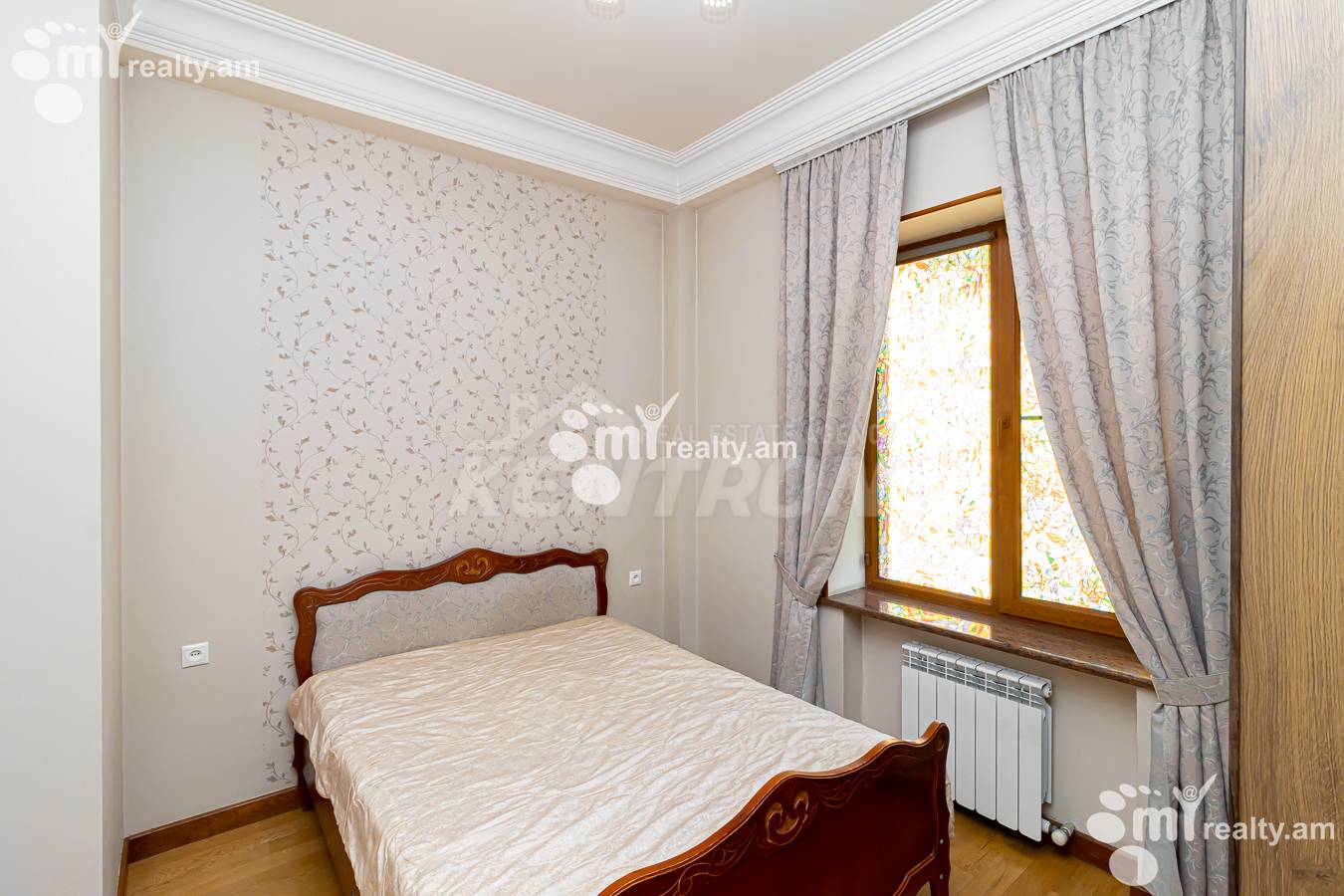 3 bedroom apartment for sale خیابان کاجازنونی, مرکز شهر ایروان, 153643