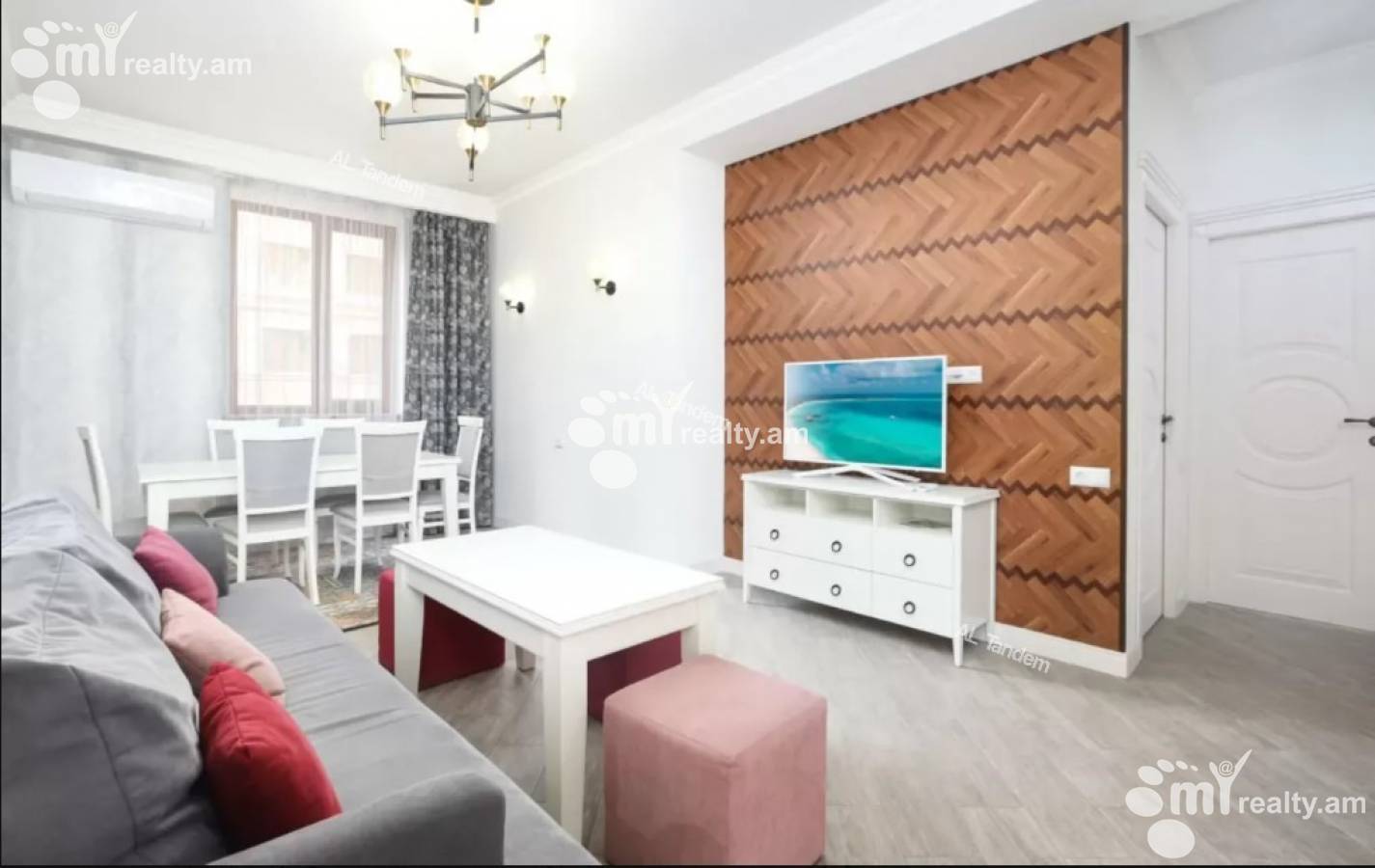 3 bedroom apartment for rent Amiryan St, Center Yerevan, 128193