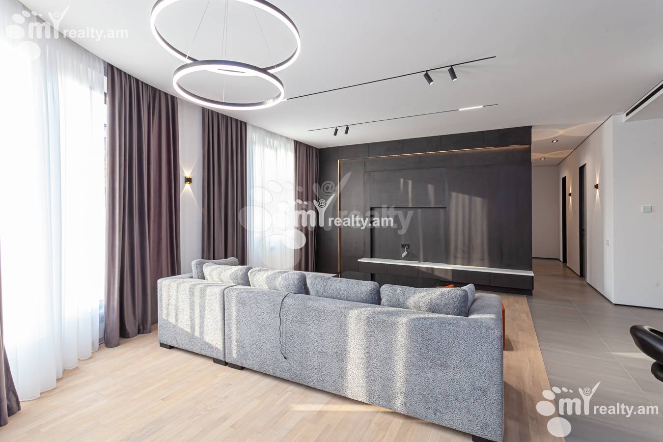 4 bedroom apartment for rent Aram St, Center Yerevan, 155640