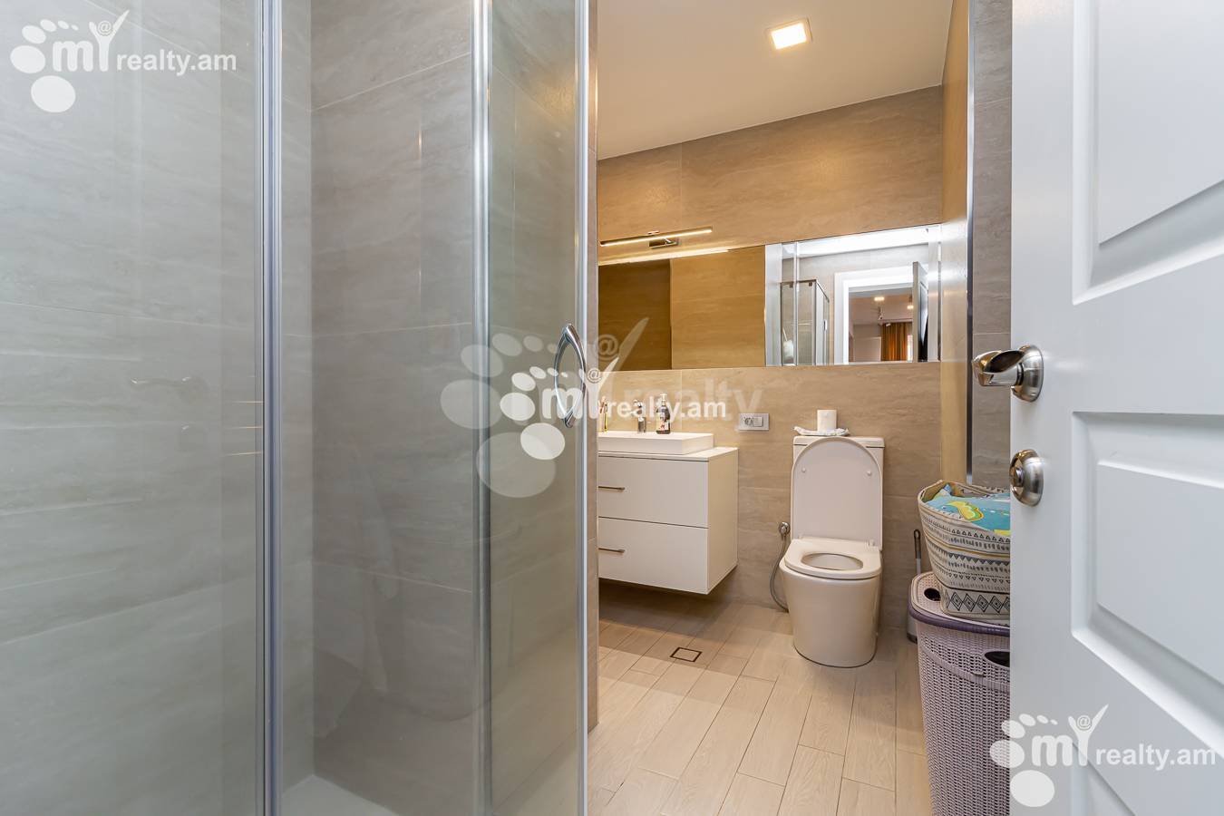 3 bedroom apartment for sale خیابان گیورجیان, نور نورک ایروان, 145403