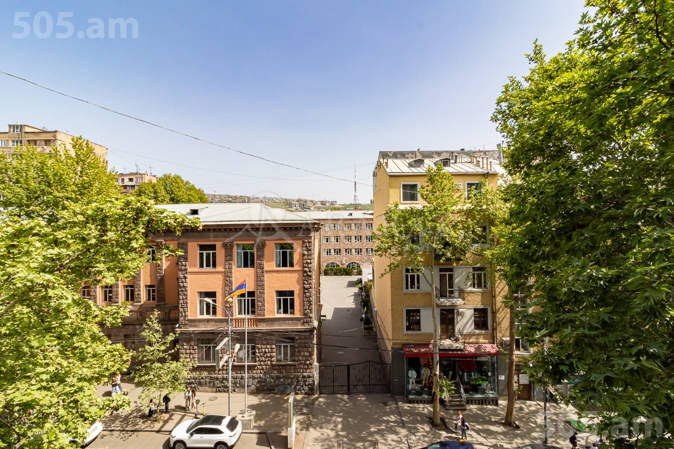 6 սենյականոց բնակարան  Տերյան փող, Կենտրոն Երևան, 152134