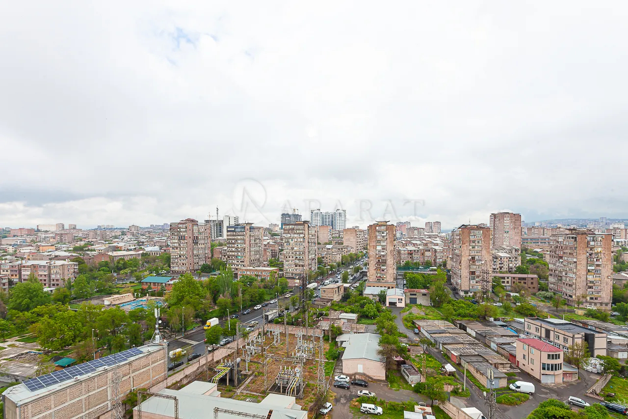 3 bedroom apartment for sale Gogol St, Kanaqer-Zeytun Yerevan, 157788