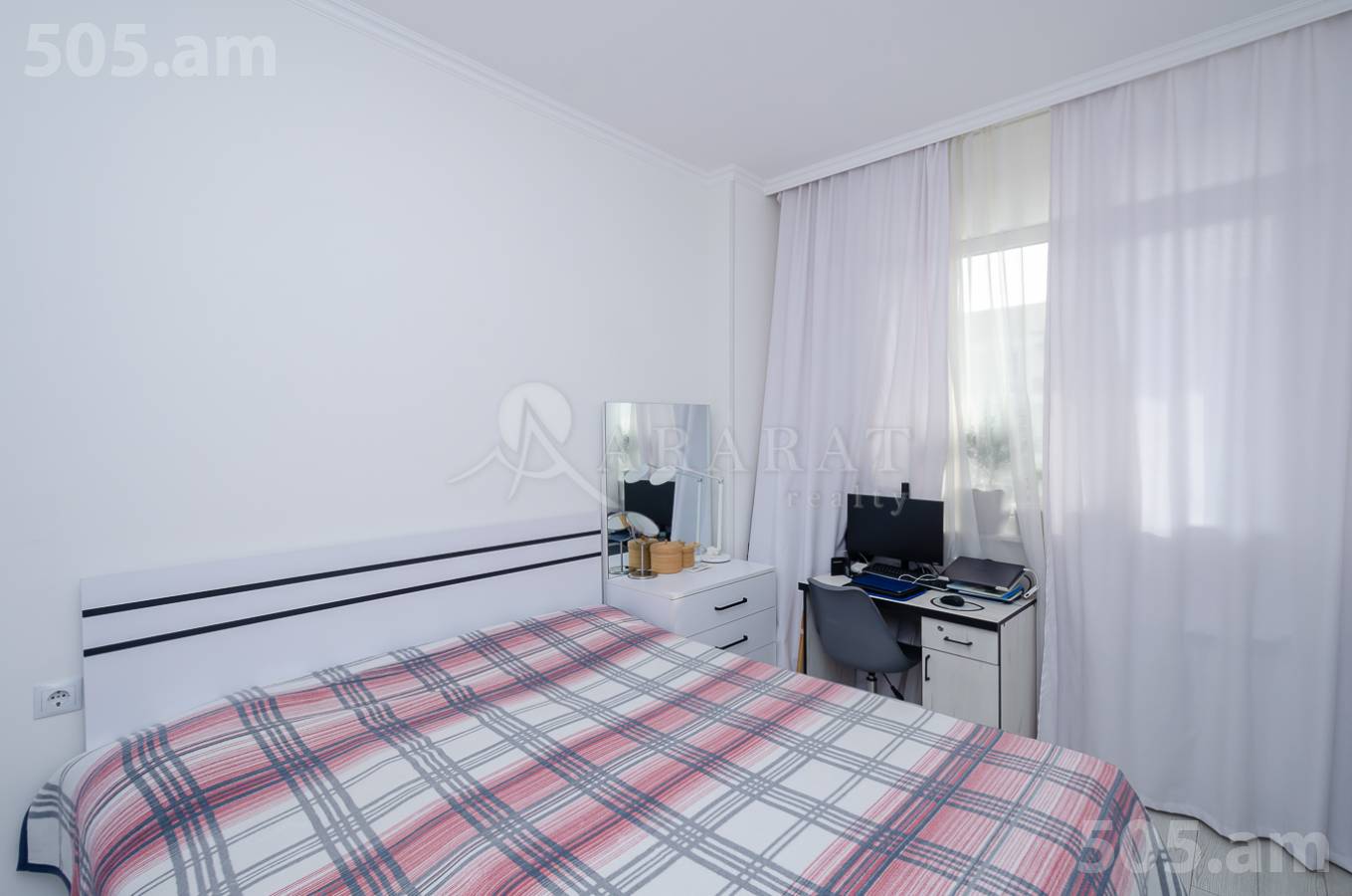 2 bedroom apartment for sale Rostom St, Center Yerevan, 154403