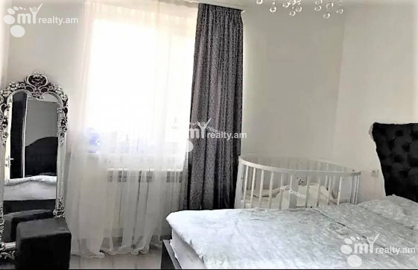 3 սենյականոց բնակարան  Գրիբոեդովի փող, Արաբկիր Երևան, 124865