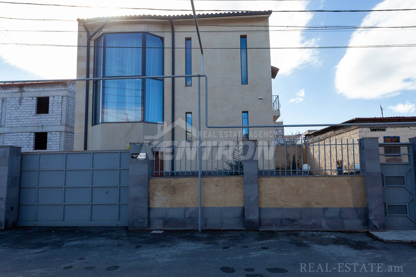 House for sale خیابان داوتاشِن بلوک 3, داوتاشِن ایروان, 143747