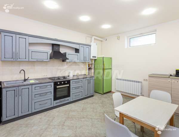 arandznatun-vacharq-Yerevan-Arabkir