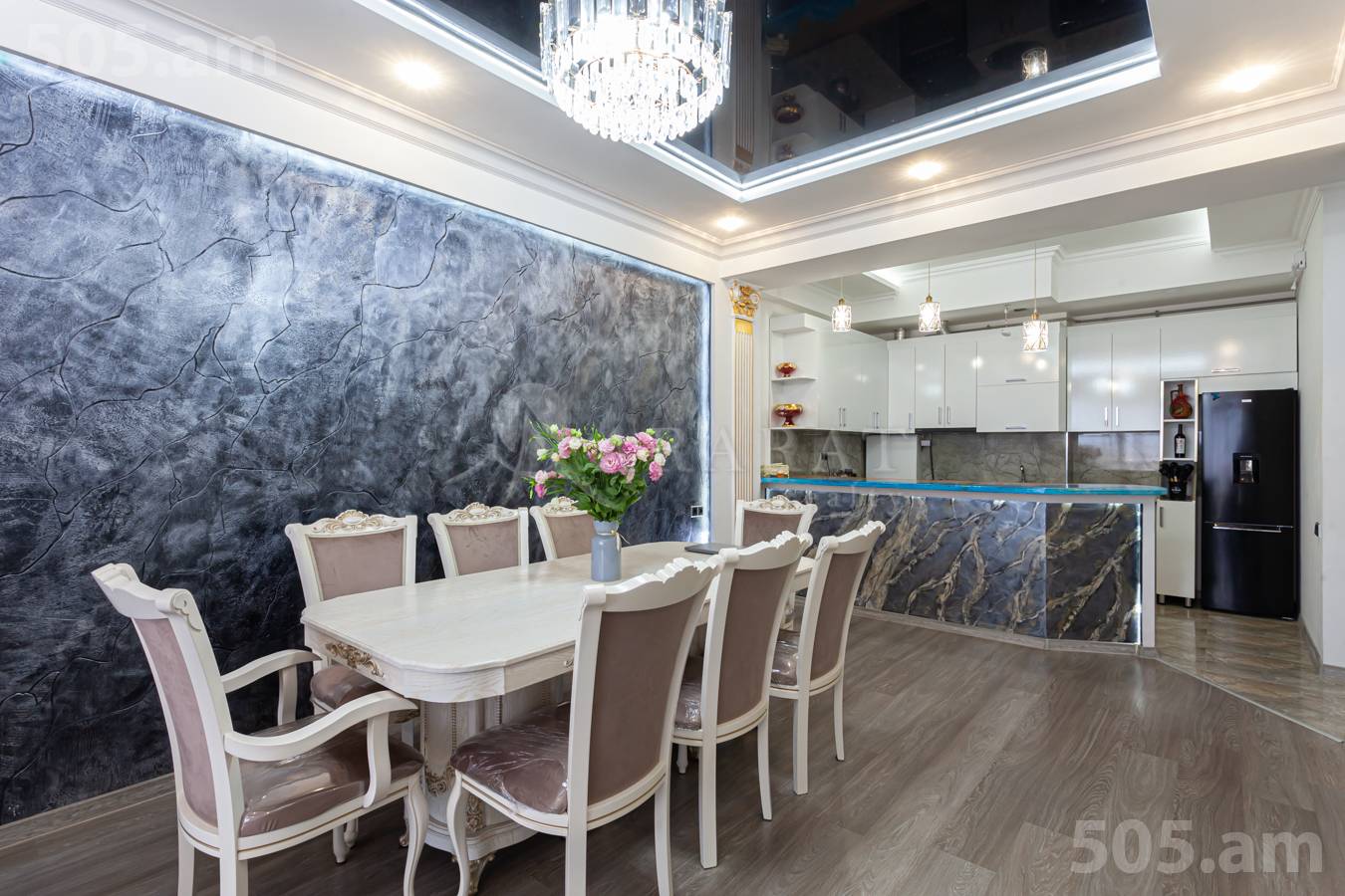 Купить 3 комнатную квартиру Микоян ул, Давташен Ереван, 151572