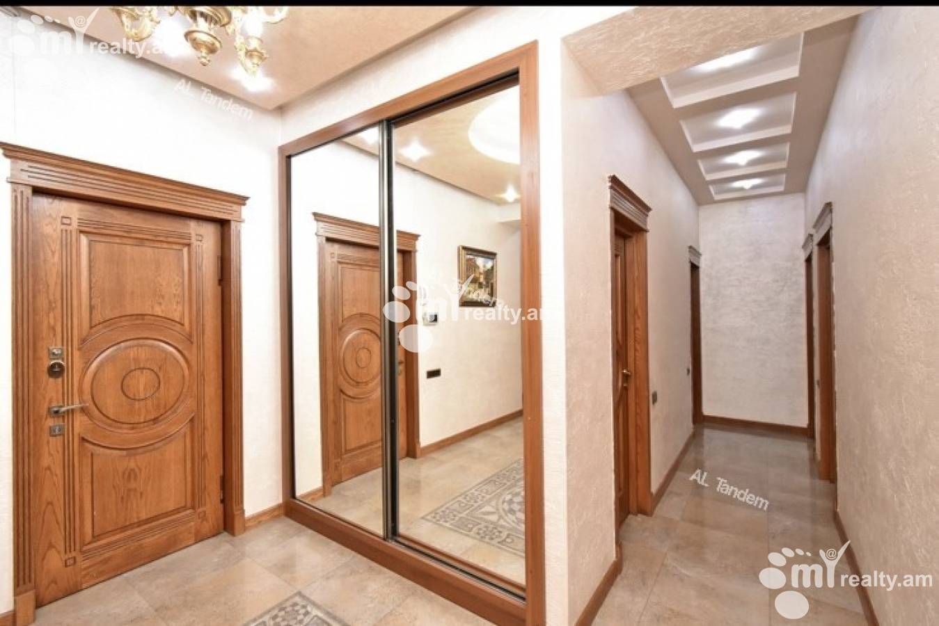 Снять 4 комнатную квартиру Арам ул, Центр Ереван, 142683