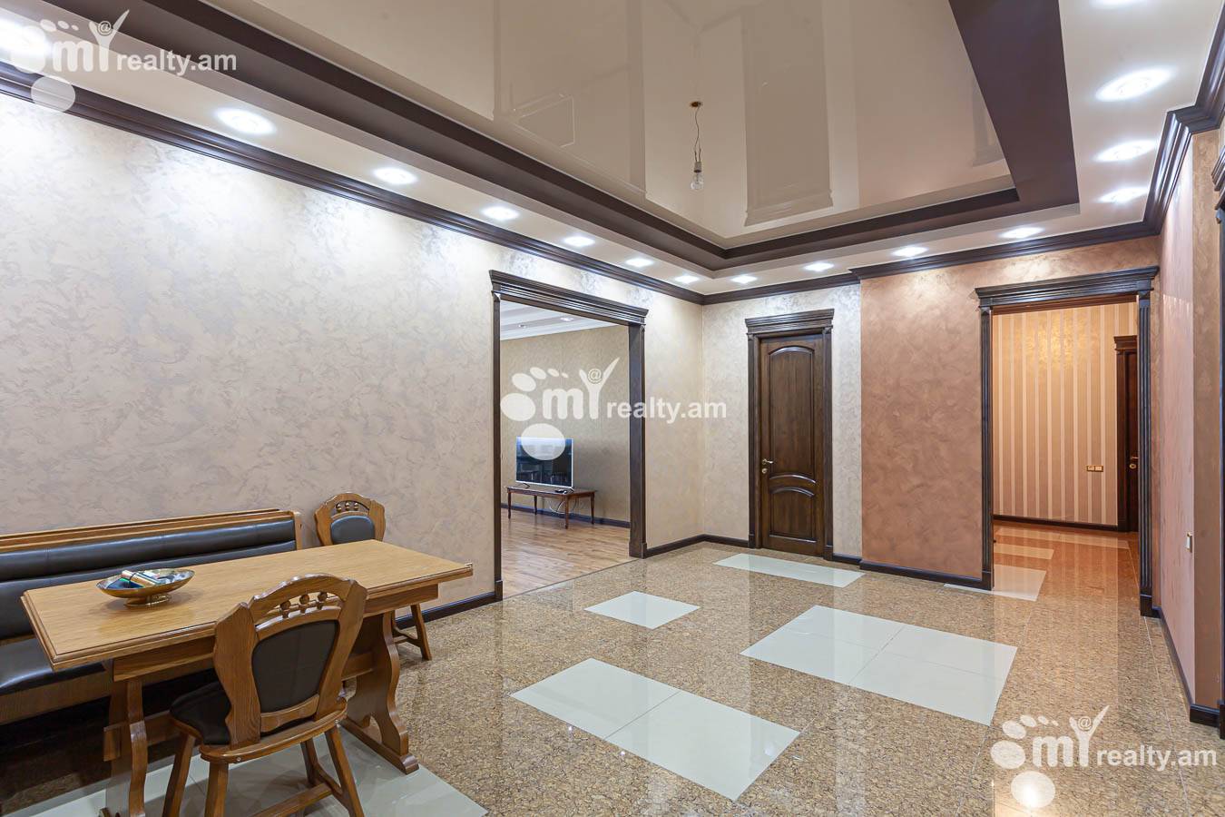 4 bedroom apartment for sale Rostom St, Center Yerevan, 153297