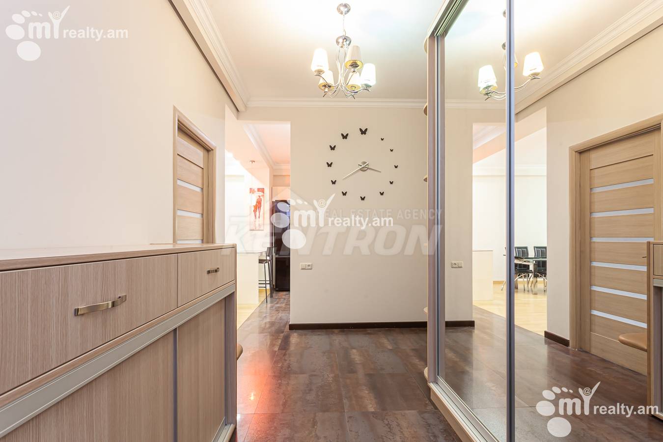 3 սենյականոց բնակարան վարձով Արամի փող, Կենտրոն Երևան, 156057