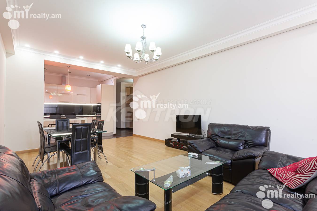 3 սենյականոց բնակարան վարձով Արամի փող, Կենտրոն Երևան, 156057