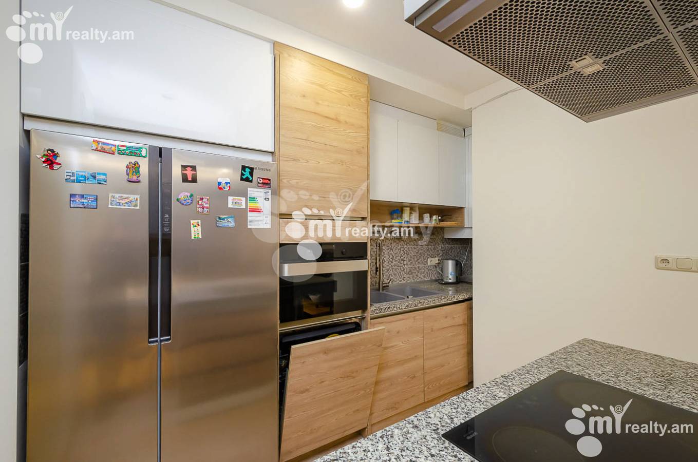 3 bedroom apartment for sale Antarayin St, Center Yerevan, 146939