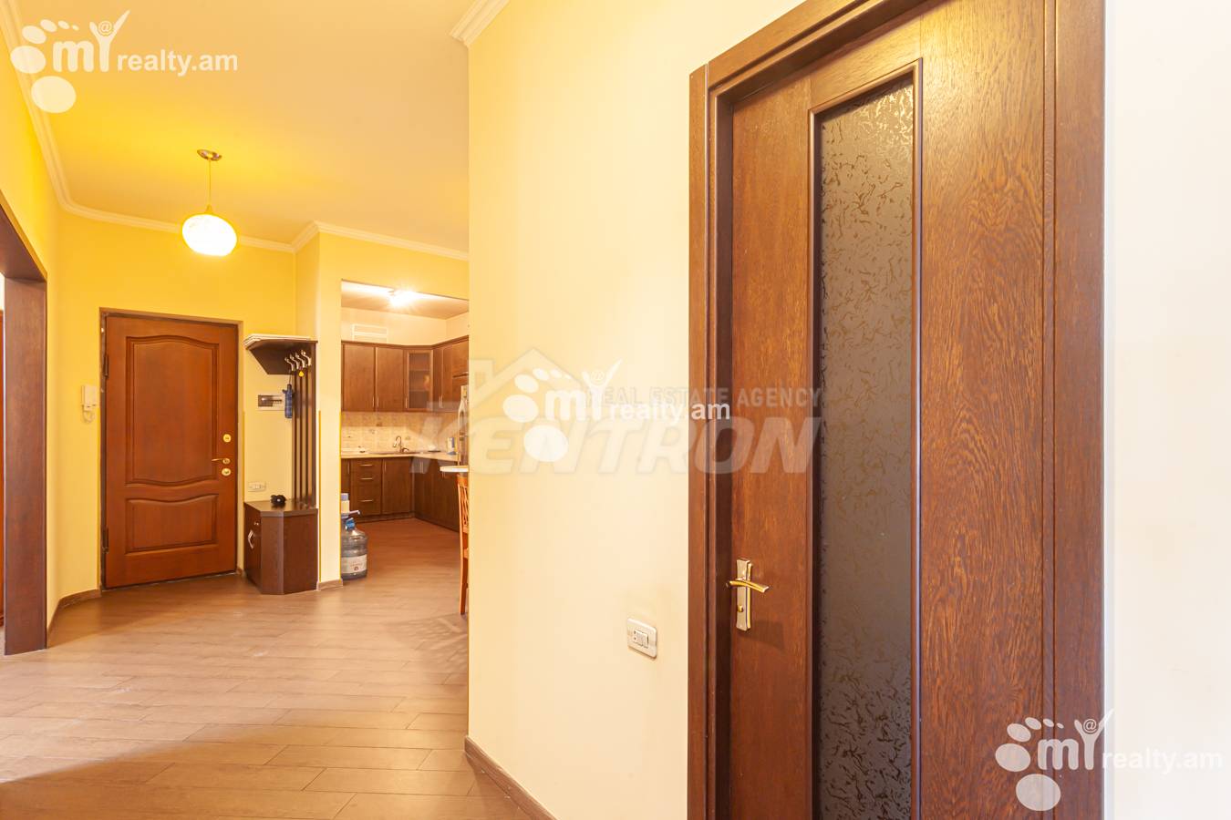 3 սենյականոց բնակարան վարձով Բայրոնի փող, Կենտրոն Երևան, 151656