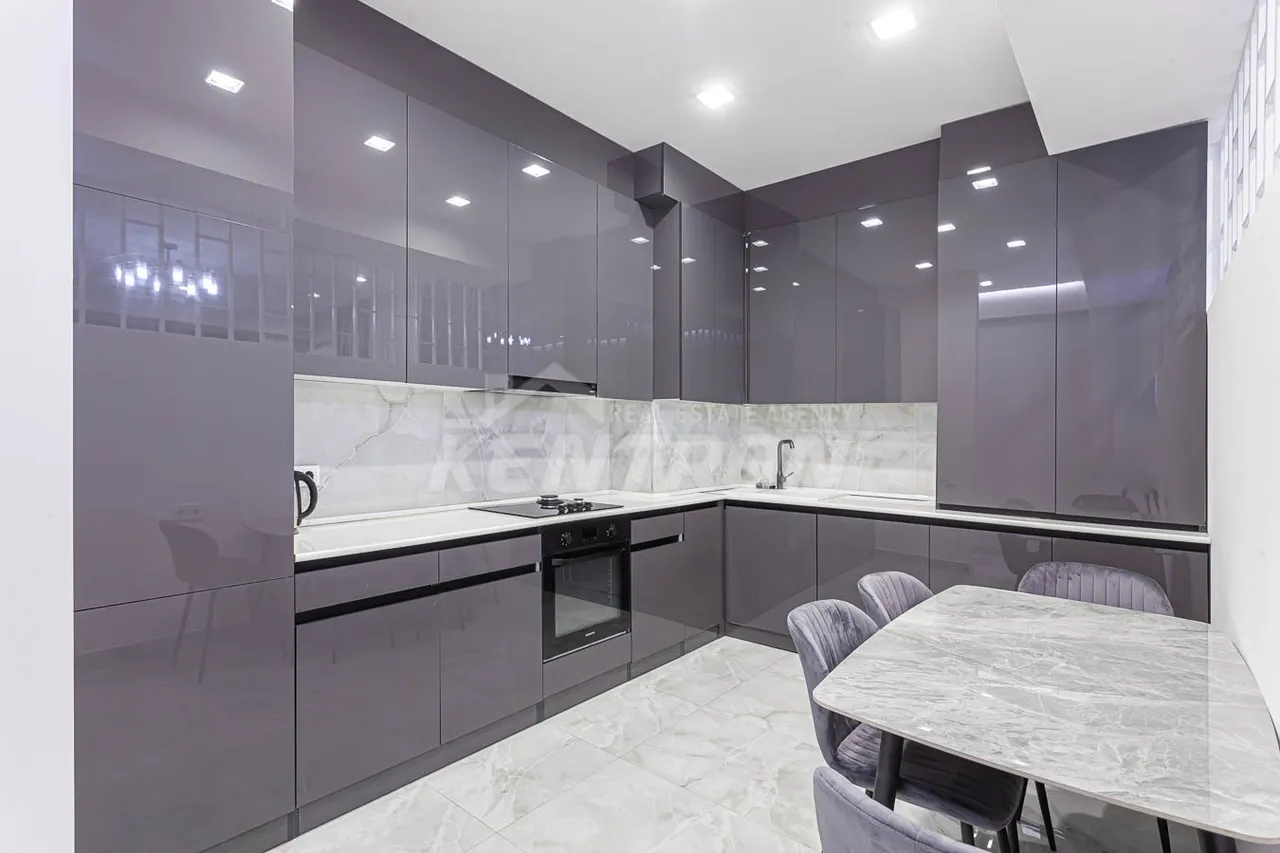 Снять 3 комнатную квартиру Н. Зарян стр, Арабкир Ереван, 159051