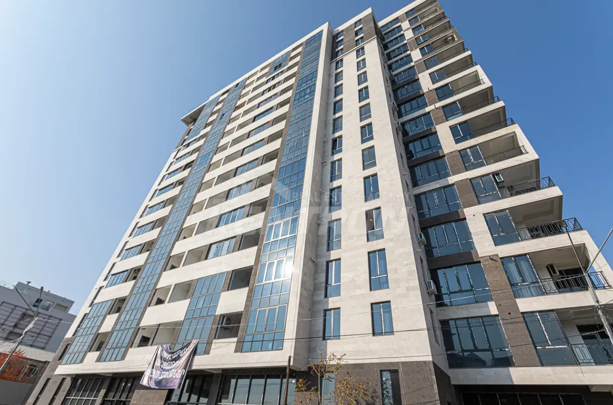 3 bedroom apartment for sale Gogol St, Kanaqer-Zeytun Yerevan, 160412