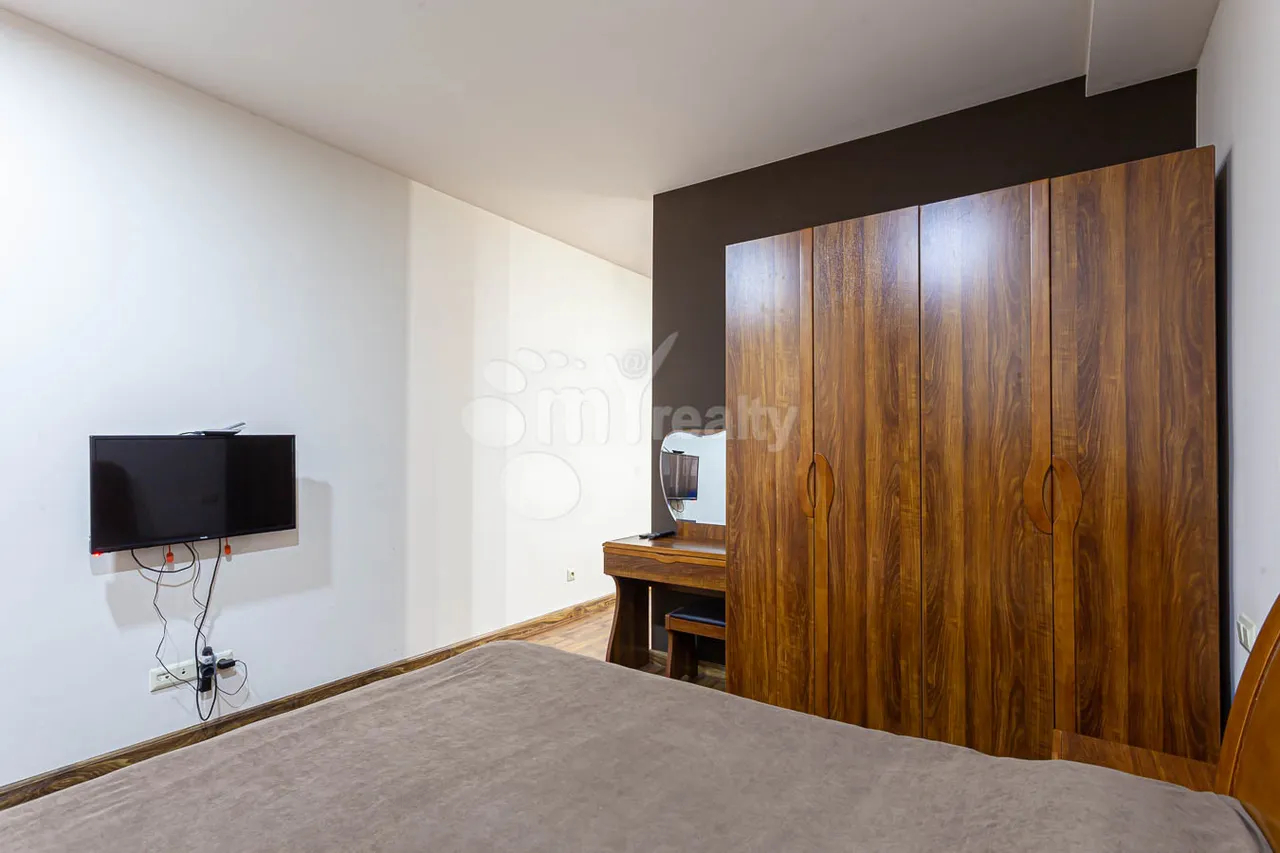 1 bedroom apartment for rent Amiryan St, Center Yerevan, 161489
