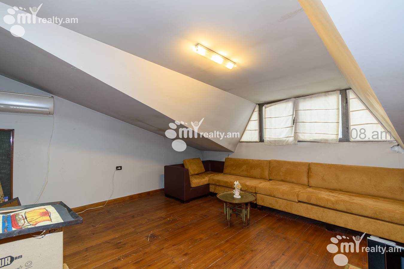 5 bedroom apartment for sale Hanrapetutyan St, Center Yerevan, 129367