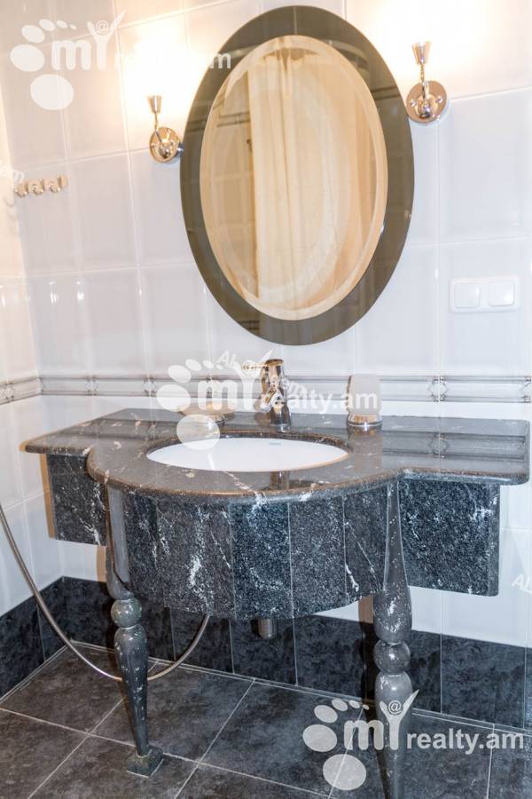 Առանձնատուն  Վարշավյան փող, Քանաքեռ-Զեյթուն Երևան, 128338