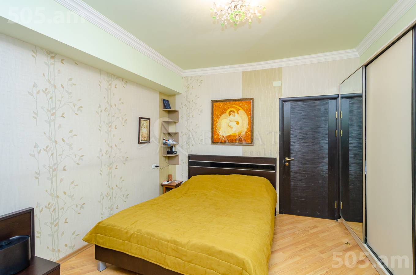 5 սենյականոց բնակարան  Օրբելի Եղբայրների փող, Արաբկիր Երևան, 154291