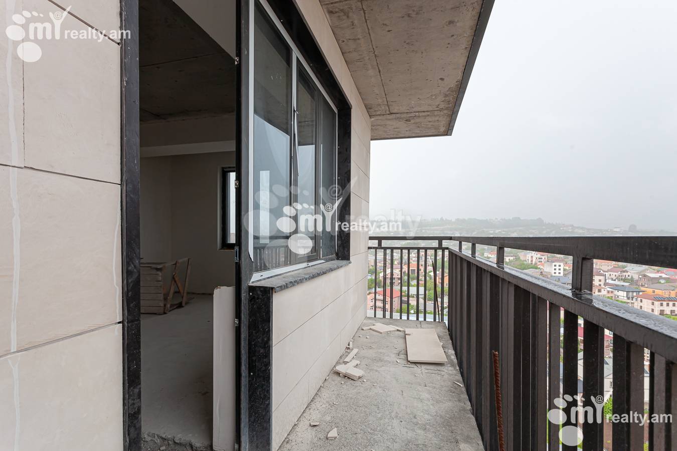 Купить 4 комнатную квартиру Паруйр Севак район, Аван Ереван, 155423