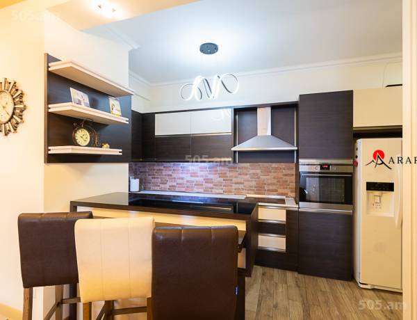 3-senyakanoc-bnakaran-vacharq-Yerevan-Center