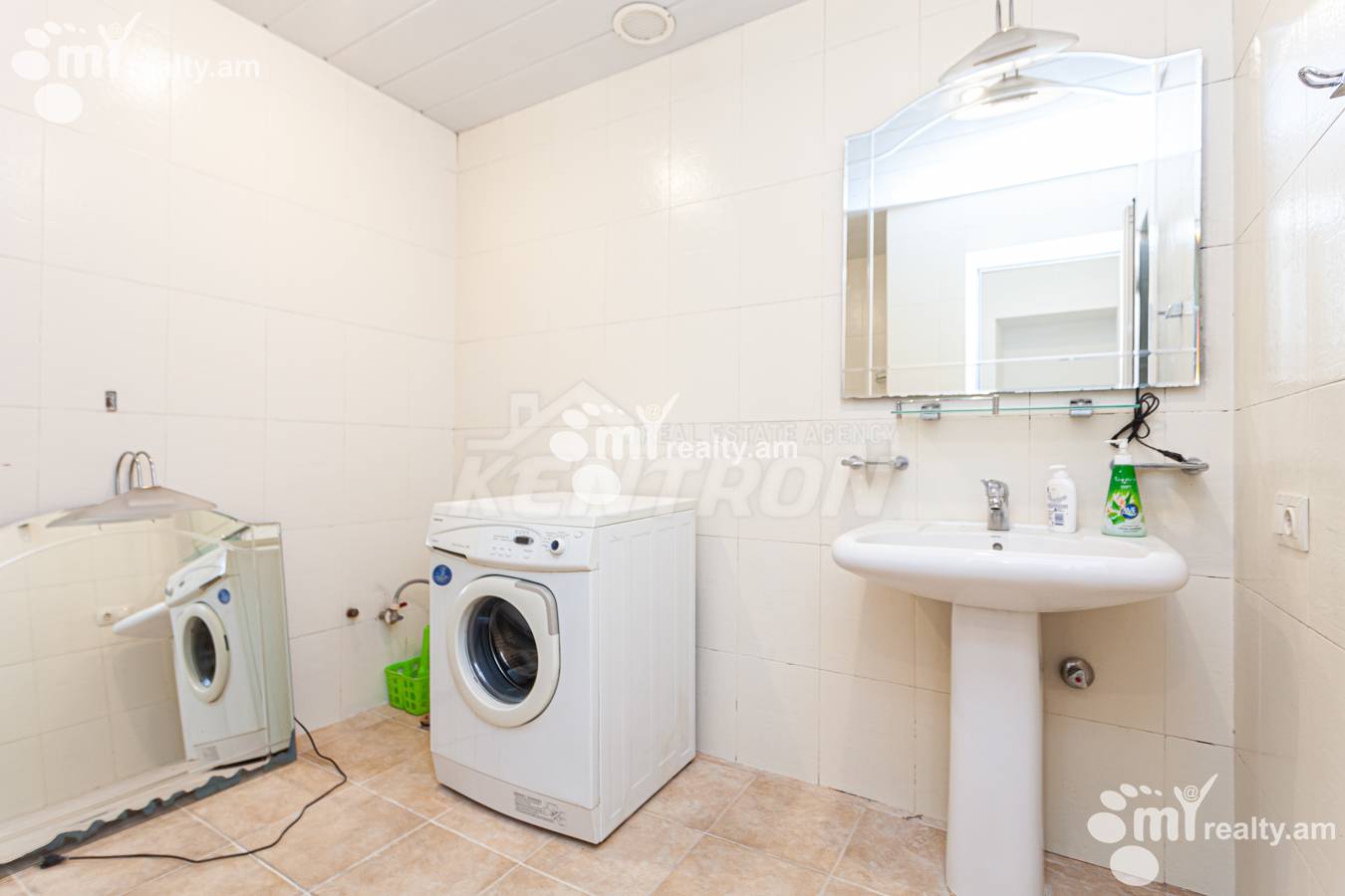 Купить дом Айрик Мурадян улица, Арабкир Ереван, 137027