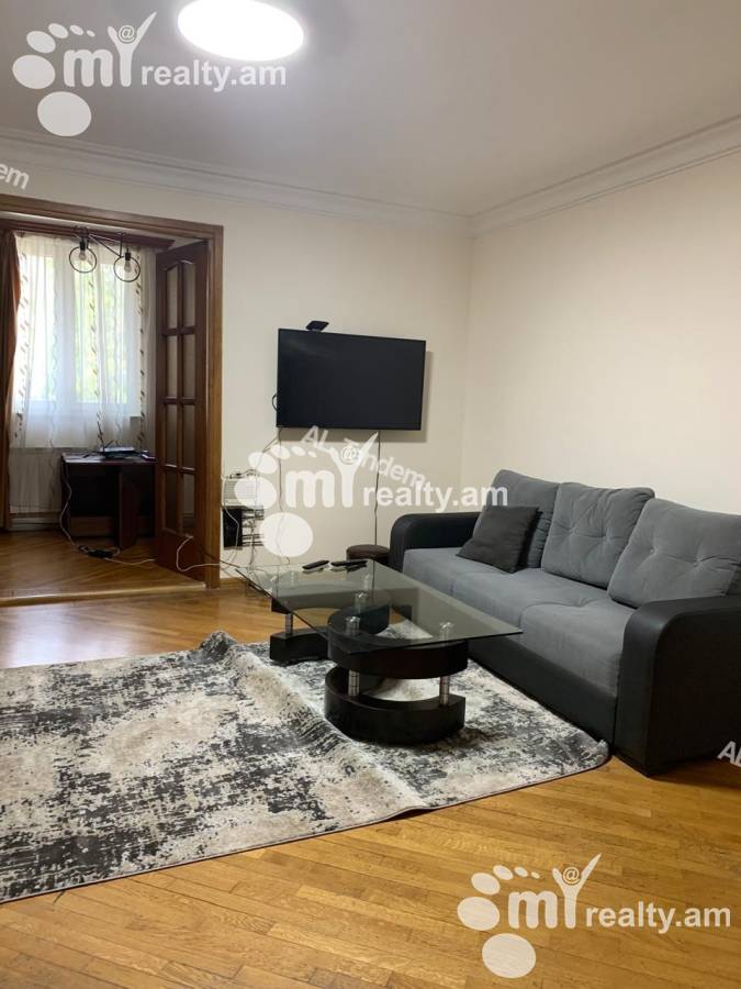 3 bedroom apartment for rent Isahakyan St, Center Yerevan, 156041